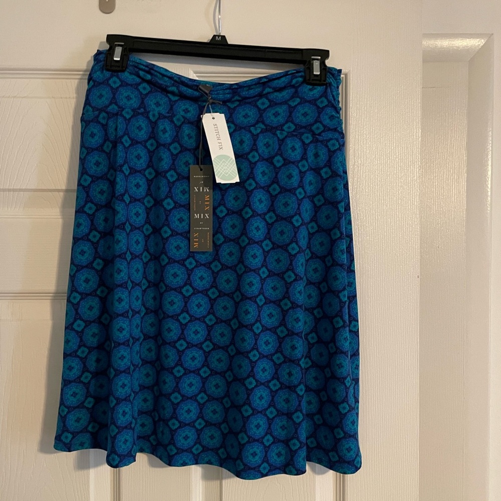 41 Hawthorn skirt. Navy size M. Piper knit skirt. New with tags
